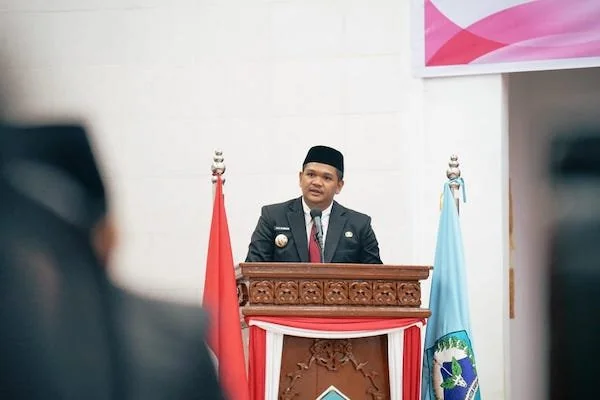 Bupati Bantaeng M. Fathul Fauzy