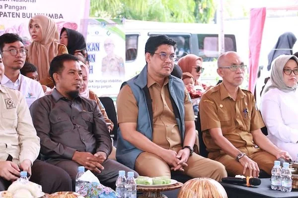 Gerakan Pangan Murah (GPM) yang dilaksanakan selama dua hari di pelataran Gedung Pinisi, Selasa- Rabu 11-12 Juni 2024.
