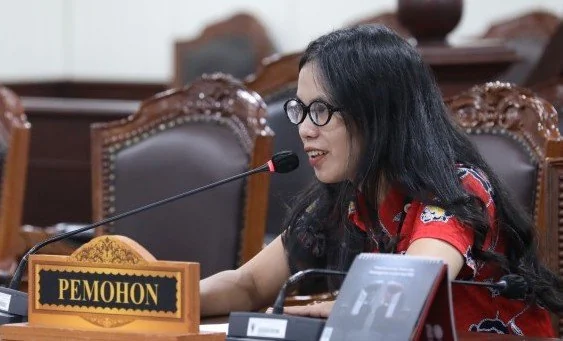 pemohon didampingi kuasa hukumnya,Jovi Andrea bachtiar menyampaikan pokok-pokok permohonan pengujian Undang-Undang Kitab Undang-Undang Hukum Acara Pidana (UU KUHAP), (Dok: Ist).