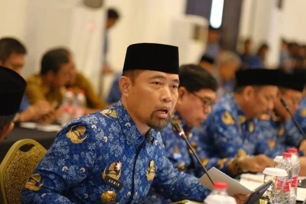 Pjs Walikota Makassar dalam rapat TPID se-Sulsel (Dok : Ist).