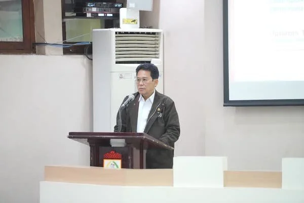 Pimpinan KPK RI, Johanis Tanak saat Memberikan Sambutan di Rakor Pencegahan Korupsi di Makassar (Dok: Ist).