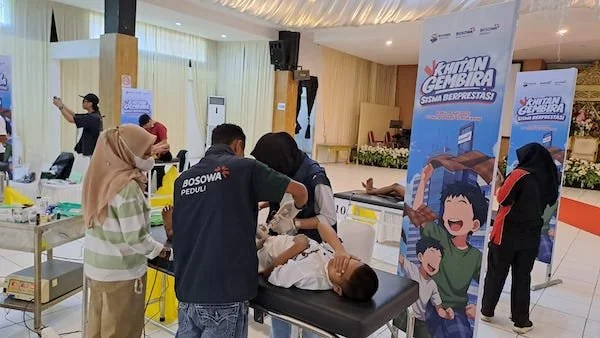 Bosowa Peduli Fasilitasi Sunat Massal Siswa Berprestasi dari Keluarga Prasejahtera