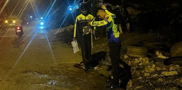 Olah TKP yang dilakukan Satlantas Polresta Mamuju (dok:ist)