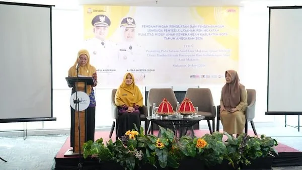 Bunda PAUD Kota Makassar, Melinda Aksa saat Membuka Agenda pendampingan penguatan dan pengembangan lembaga penyedia layanan peningkatan kualitas hidup anak, (Dok: Ist).