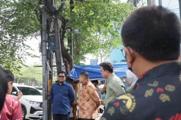 Wali Kota Makassar, Munafri Arifuddin saat Sidak Kabel di Jalan Bonto Lempangan (Dok : Ist).