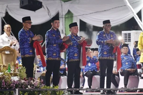 Wakil Presiden RI, Gibran Rakabuming Raka dan Pj Gubernur Sulsel, Prof Zudan Arif Fakrulloh (Dok: Ist).