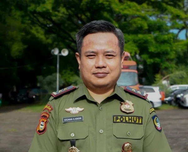 Kepala Dinas Lingkungan Hidup dan Kehutanan (DLHK) Sulsel, Kasman (Dok: Ist)