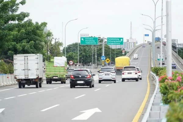 Gerbang Jalan Tol Pettarani (Dok. KabarMakassar).