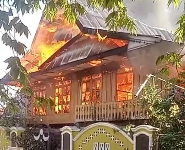 Rumah Sehaga Ratusan Juta Rupiah Di Lahap Jago Merah