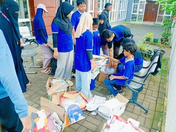 Sekolah Alam Bosowa Gelar PBLHS. (Dok: Ist)