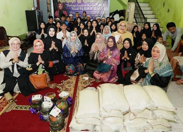 Pj Ketua Dekranasda, Sofha Marwah Bahtiar, mengunjungi Panti Asuhan Mawaddah, Minggu, (7/4).