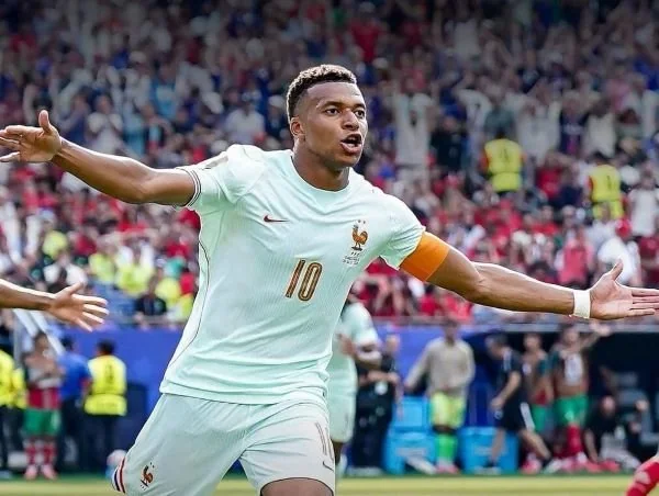 Selebrasi Kapten Tim Prancis Mbappe Usai Taklukkan Maroko di Piala Dunia 2026 (Dok: Ist).