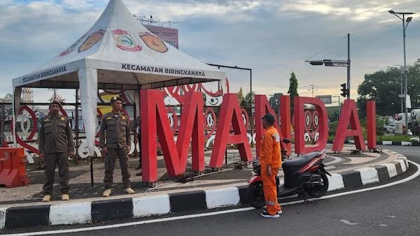 Posko Anjal, Gepeng dan Manusia Silver (Dok: Ist).