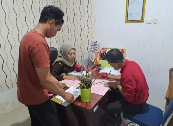Tersangka kasus rudapaksa anak di bawah umur (Dok : Ist).