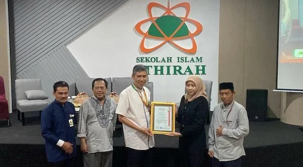Sekolah Islam Athirah mendapatkan sertifikasi ISO (Dok: Nofi KabarMakassar)