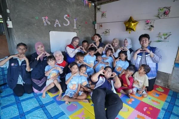 Pertamina Patra Niaga Regional Sulawesi Rayakan Hari Anak Nasional Melalui Rumah Anak Pesisir. (Dok: Ist)