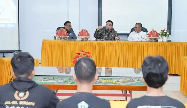 Sekprov Sulsel, Jufri Rahman pada Diklat Teknik Otomotif (Dok: Int)
