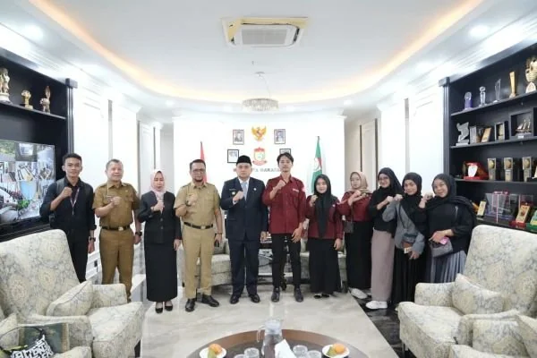 Wali Kota Makassar Munafri Arifuddin (Appi), saat Audiensi dengan Mahasiswa UMI, (Dok: Ist).