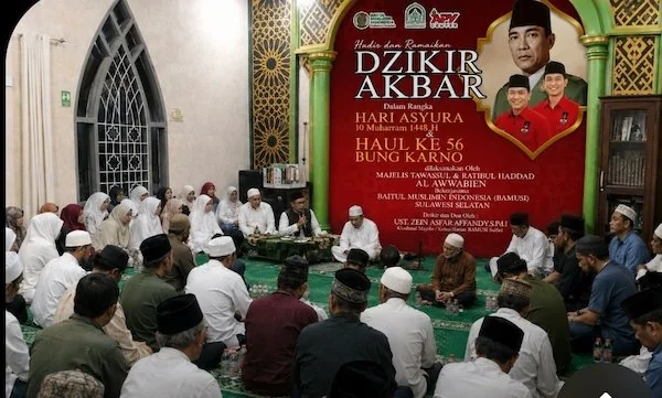 memperingati Haul Bung Karno yang dirangkaikan dengan peringatan Hari Asyura (Dok: Ist).