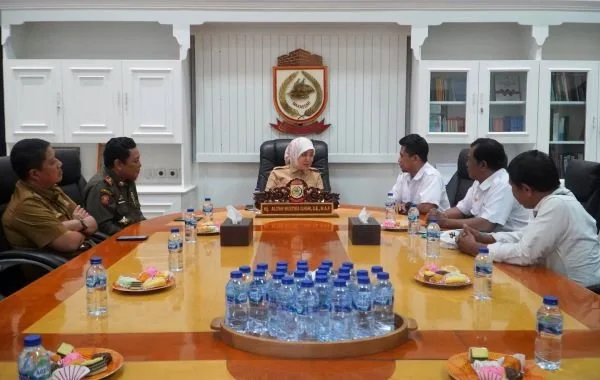 Wakil Wali Kota Makassar Aliyah Mustika Ilham Audiensi dengan Pasukan 08, (Dok: Ist).