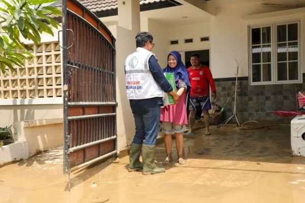 BRI Peduli bergerak cepat menyalurkan bantuan tanggap bencana ke sejumlah wilayah terdampak (Dok : Ist).