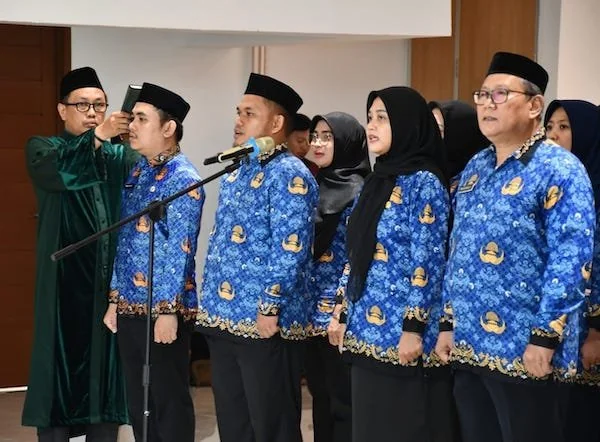 239 Pejabat Fungsional Lingkup Pemprov Sulbar saat dilantik