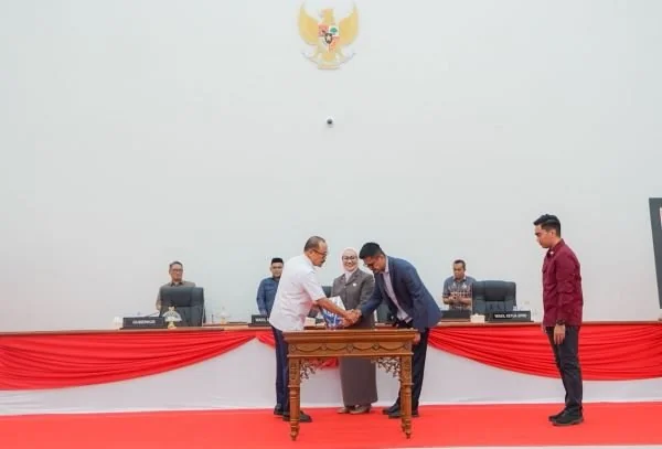 Rapat paripurna pengusulan pemberhentian dengan hormat wakil Gubernur Sulbar masa jabatan 2025–2030. (Dok: Ist)