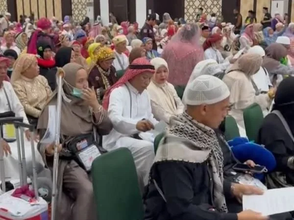 Rombongan Jamaah Haji di Bandara Sultan Hasanuddin Makassar (Dok : Ist).