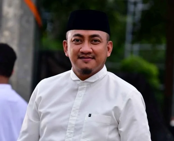 Plt Kelala Badan Kepegawaian Daerah (BKD) Provinsi Sulawesi Selatan Erwin Sodding (Dok : Ist).