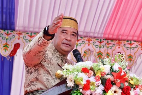 Pj Gubernur Sulsel, Bahtiar Baharuddin pada agenda Mattompang Arajang, Sabtu, (20/4).