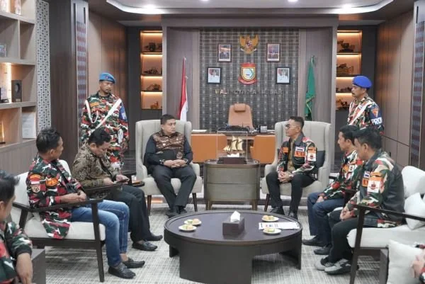 Audiens LMP dan Wali Kota Makassar Munafri Arifuddin (Dok: Ist).