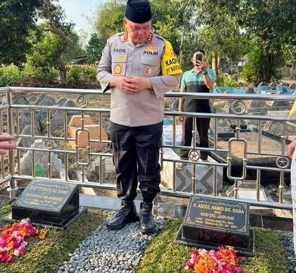Komjen Pol Fadil Imran akan mengunjungi kampung halamannya untuk melakukan ziarah ke makam leluhur, Selasa (5/3).