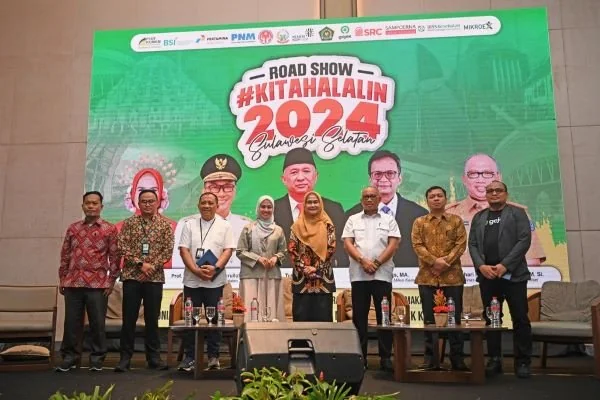 Pj Ketua TP PKK Sulsel, Ninuk Triyanti Zudan pada Roadshow #KitaHalalin 2024 Provinsi Sulsel (Dok: ist).