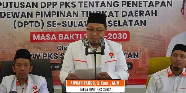 Tangkapan Layar saat Ketua PKS Sulsel, Anwar Faruq, Membacakan Sambutan, (Dok: Ist).