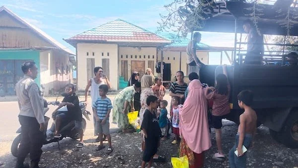 Gerakan Pangan Murah yang digelar Polres Majene di Desa Ulidang diserbu warga(dok:ist)