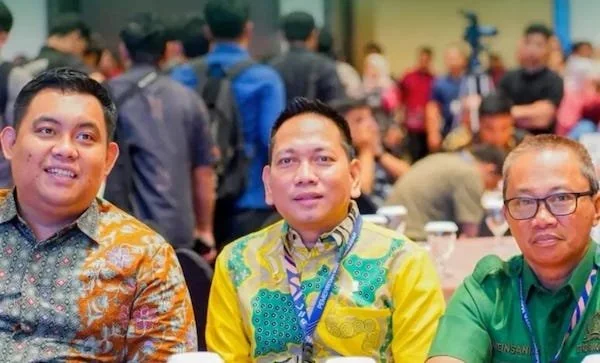 Ketua Komisi B DPRD Kota Makassar Ismail (Tengah) saat Menghadiri Musrenbang RKPD 2027 (Dok: Ist).