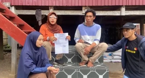 Klarifikasi Anggota KPPS di TPS 5, Kelurahan Tolo Utara (Dok : Ist).