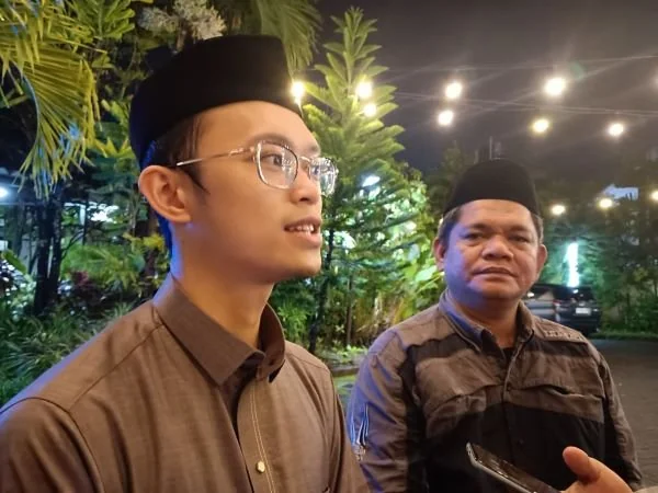 Ketua DPW Partai Persatuan Pembangunan (PPP) Sulawesi Selatan (Sulsel), Ilham Ari Fauzi Amir Uskara dan Anggota DPRD Kota Makassar dari Fraksi PPP, Fasruddin Rusli, (Dok: KabarMakassar).