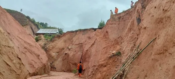 Tanah longsor di Kabupaten Mamasa(dok:ist)