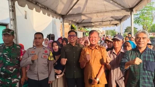 Wakil Ketua DPRD Sulawesi Selatan, Fauzi A saat Melakukan Reses di Kampung Hollywood Makassar (Dok: Ist).
