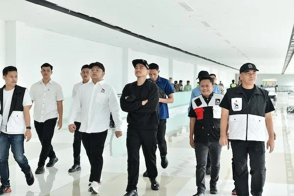 Suasana Kaesang Tiba di Bandara Hasanuddin Makassar (Dok: Ist)