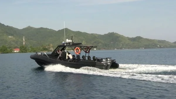 Sea Reader Panjang 12 Meter yang Tahan Ombak dari Kemhan untuk Lanal Mamuju (Dok : Aldy KabarMakassar).
