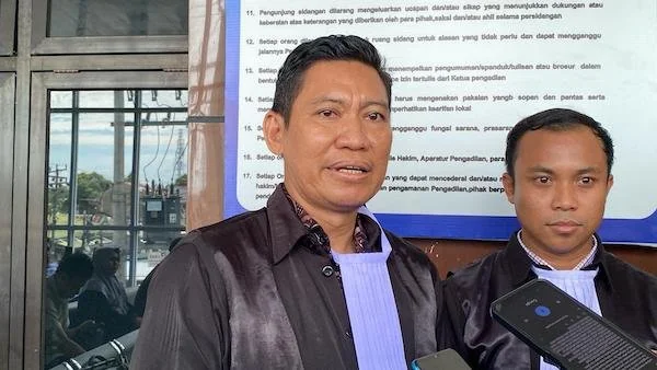 kuasa hukum terdakwa Annar Salahuddin Sampetoding, Husain Rahim Saijje (Dok: Atri KabarMakassar)