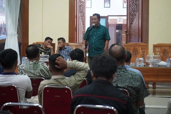 PJ Gubernur Sulbar saat melakukan pertemuan (dok:Ist)