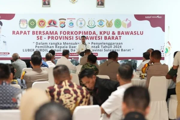 Rapat bersama Forkopimda, KPU dan Bawaslu se -Sulbar dalam rangka menyukseskan penyelenggaraan Pilkada 2024.