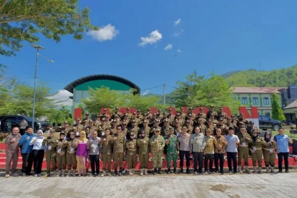 Foto bersama penutupan Retreat Pemprov Sulbar (Dok : Ist).