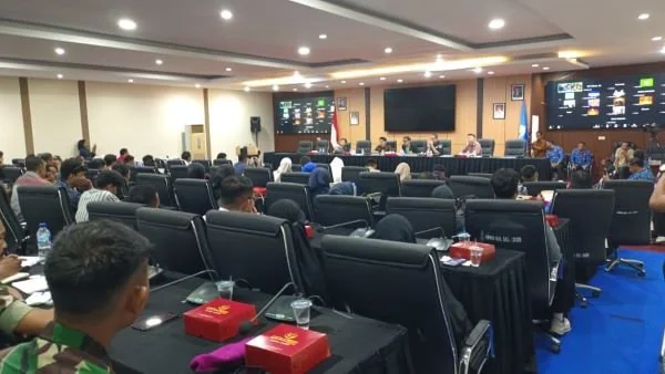 RDP Komisi A DPRD Sulsel Terkait Dugaan Pelanggaran Penetapan Tiga Pasang Calon Paskibraka untuk Mengikuti Verifikasi Tingkat Pusat, (Dok: KabarMakassar).