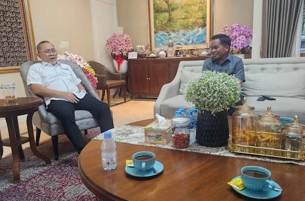 Pj. Bupati Jeneponto, Junaedi Bakri saat menemui Menteri Perdagangan, Zulkifli Hasan di rumah dinas Menteri Widya Chandra IV Jakarta. (Ist).