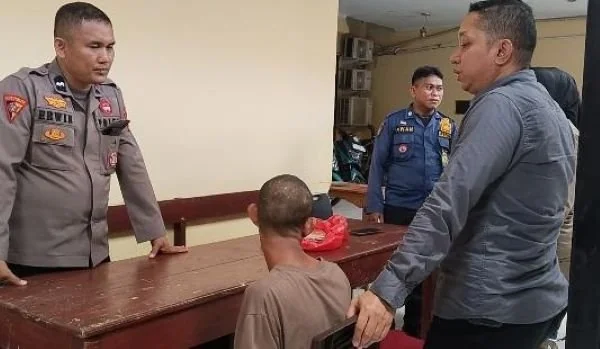 Pelaku PE (17) Diamankan Polres Takalar. (Dok: Ist)