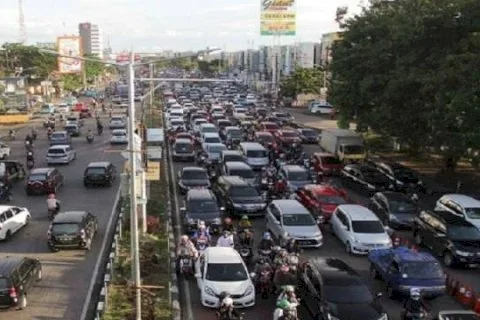 Arus mudik lebaran atau Idul Fitri 1445 hijriah/2024 bakal akan melonjak mencapai 35 persen di Sulawesi Selatan.